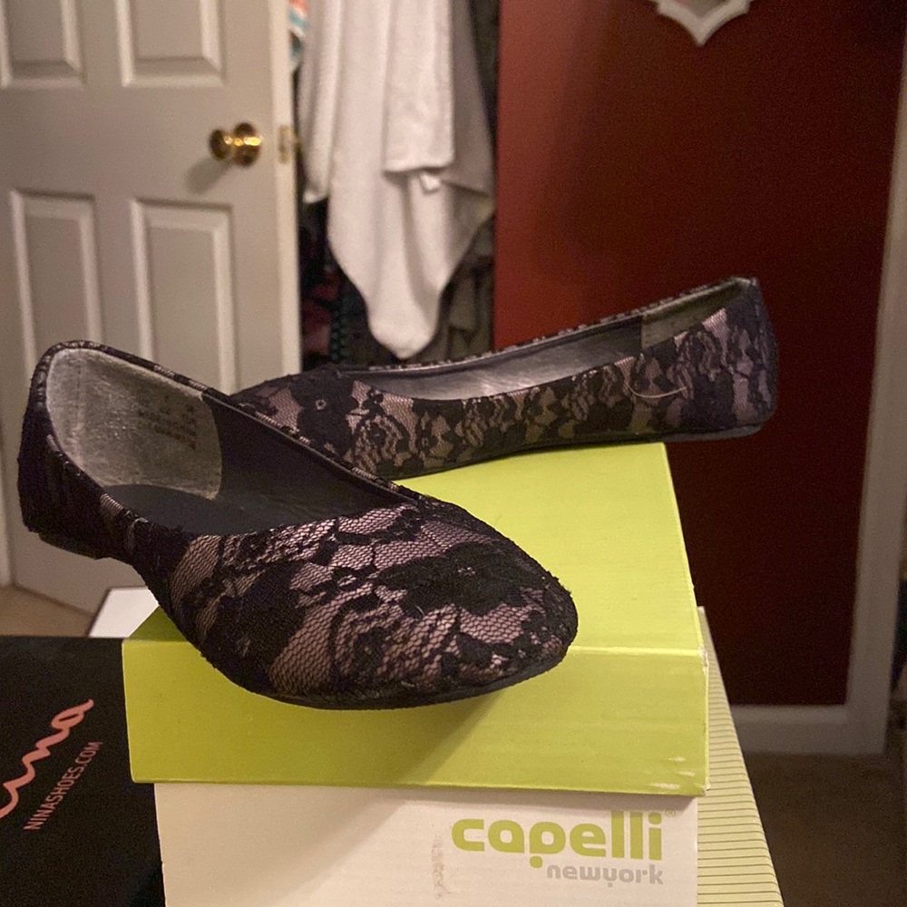 Capelli flats size 7